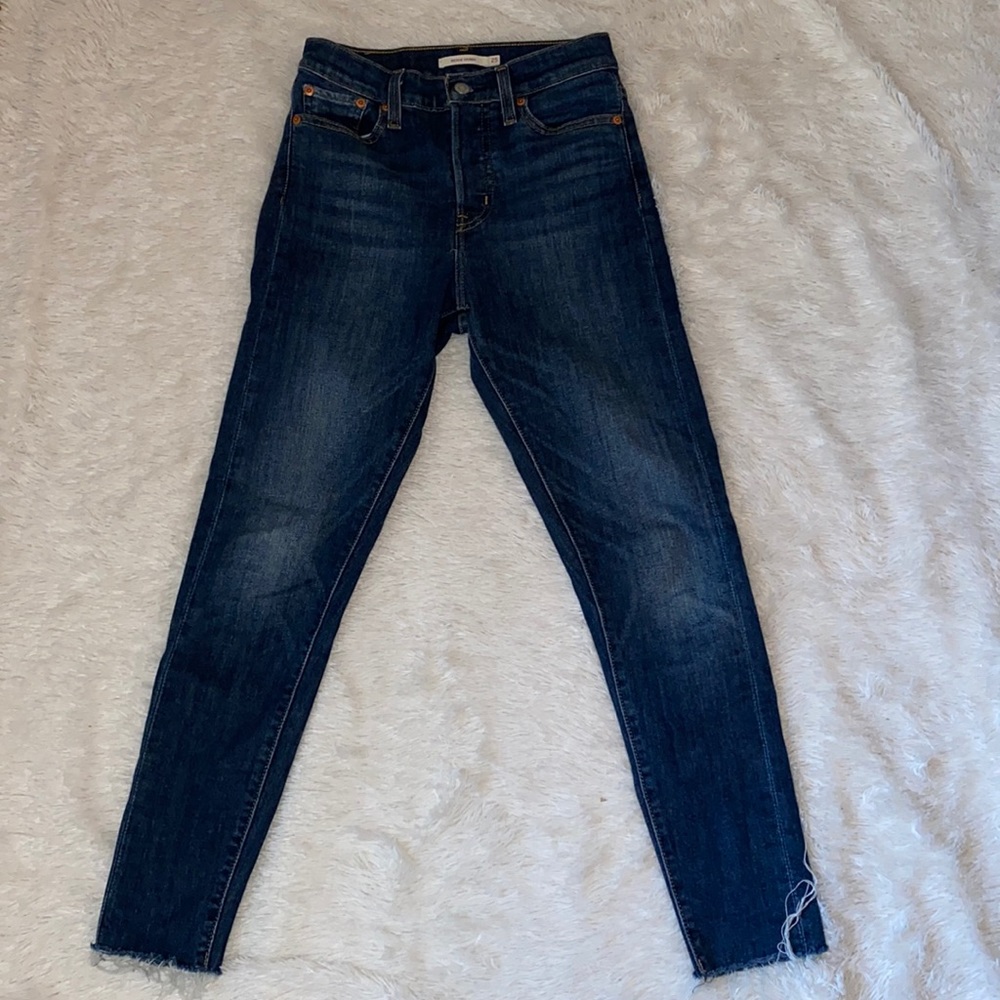 Levi’s wedgie skinny jeans